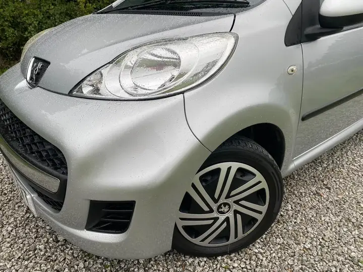 Peugeot 107 2011 photo 4