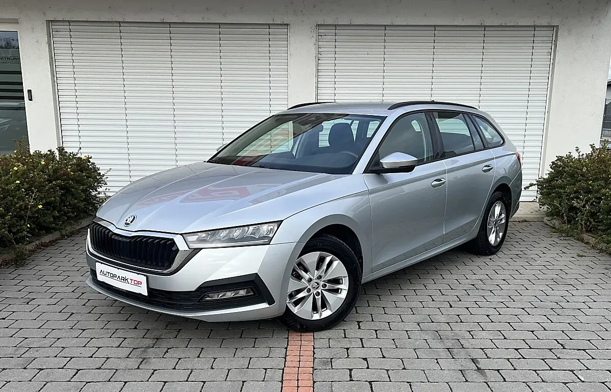 Skoda Octavia 2021 photo 2