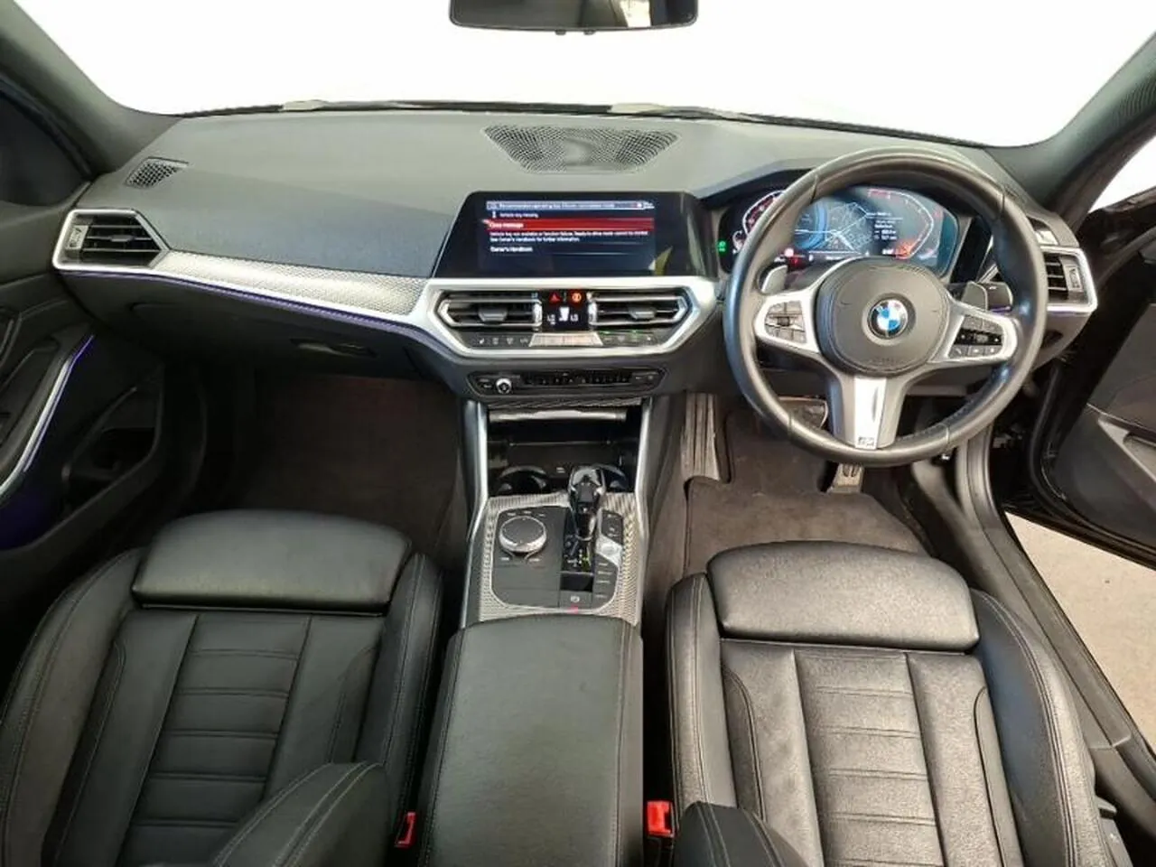 BMW 3 Series 2019 photo 3
