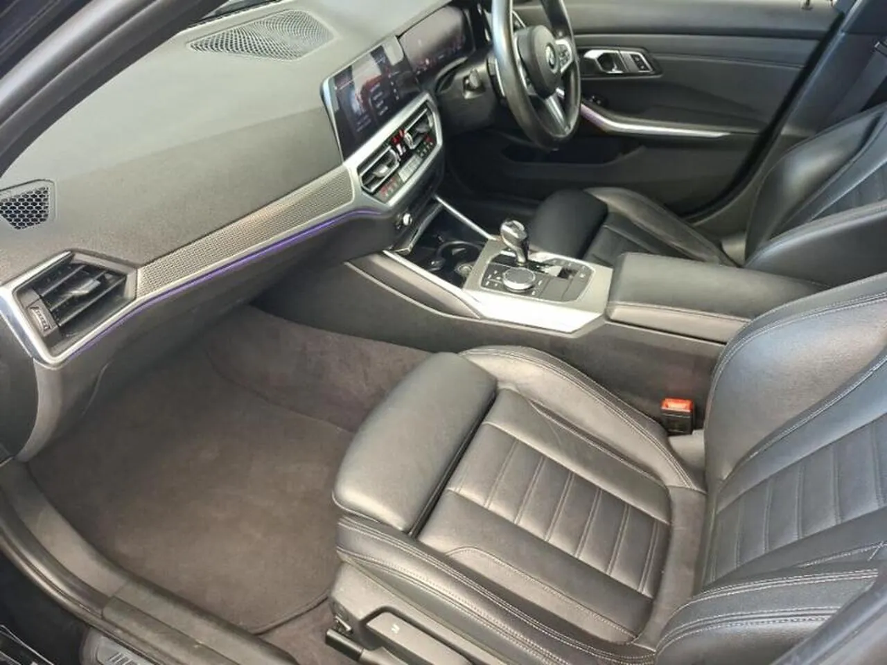 BMW 3 Series 2019 photo 5
