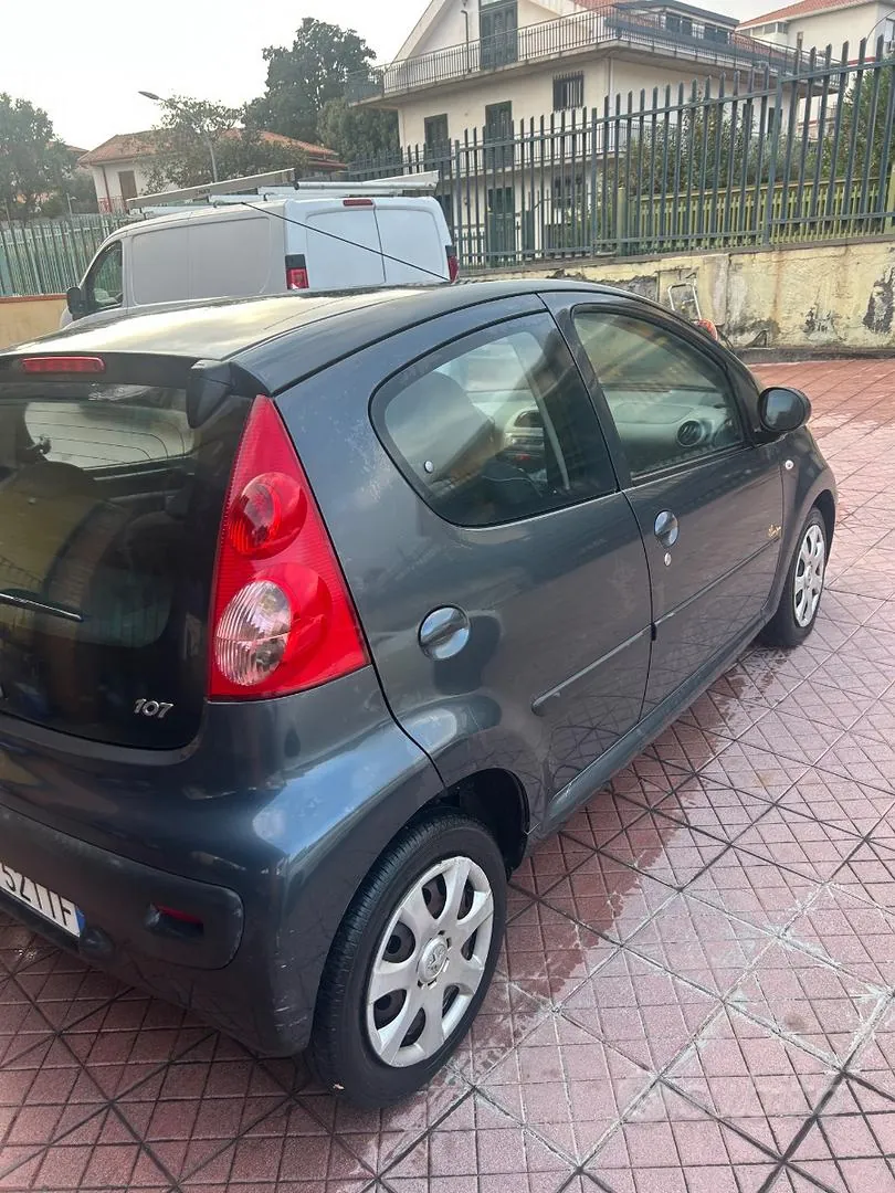 Peugeot 107 2009 photo 3