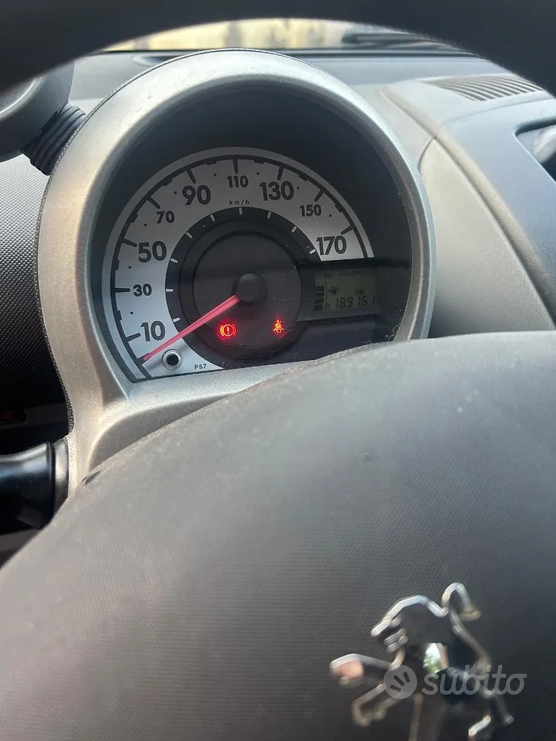 Peugeot 107 2009 photo 5