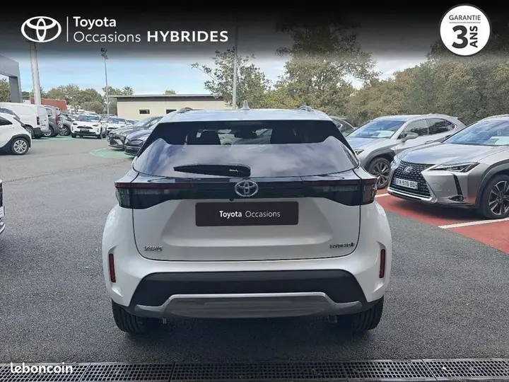 Toyota Yaris Cross 2023 photo 4