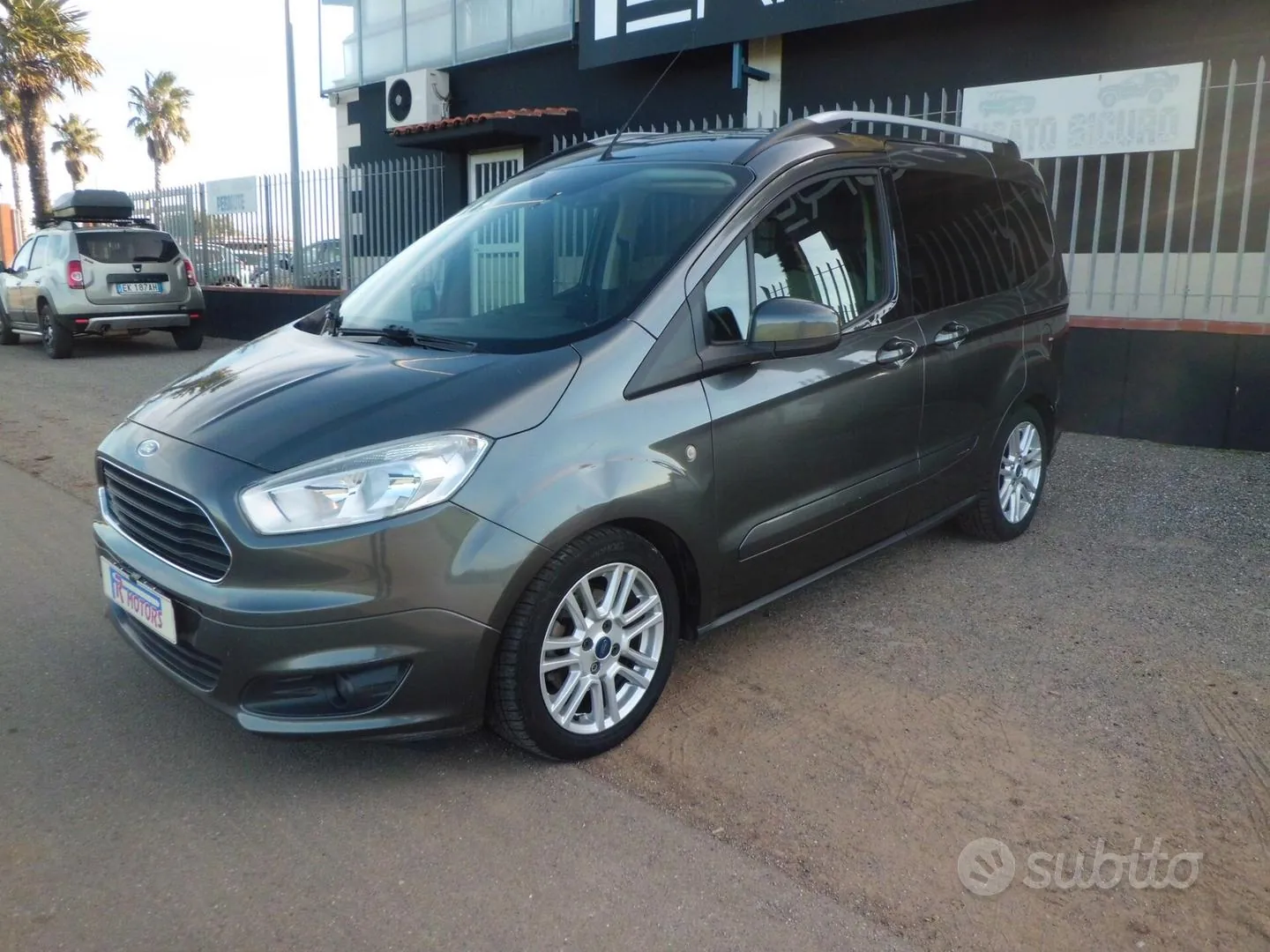 Ford Tourneo Connect 2017 photo 2