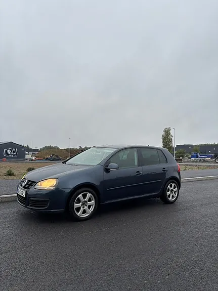 Volkswagen Golf V