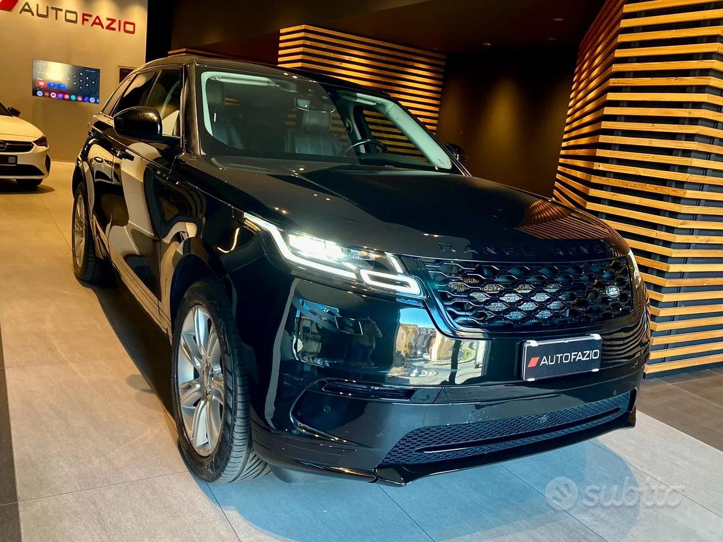 Land Rover Range Rover Velar 2020 photo 4