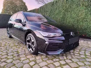 Volkswagen Golf Variant 2025 photo 2