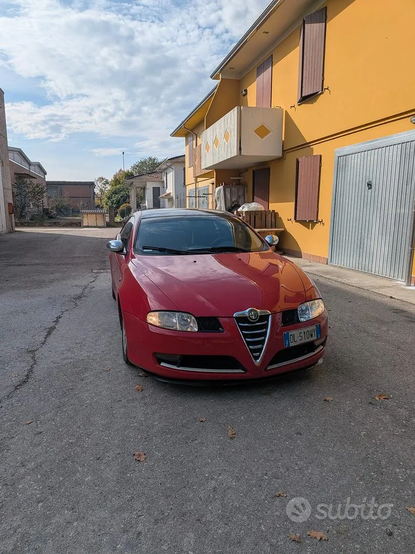 Alfa Romeo Gt 2008 photo 5