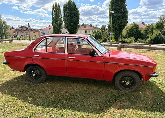 Opel Kadett 1979 photo 2