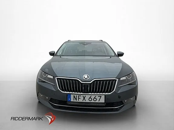 Skoda Superb 2016 photo 2