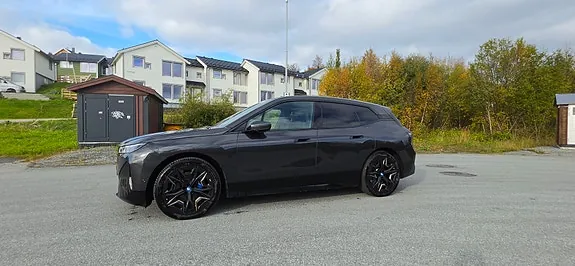 BMW Ix 2023 photo 2