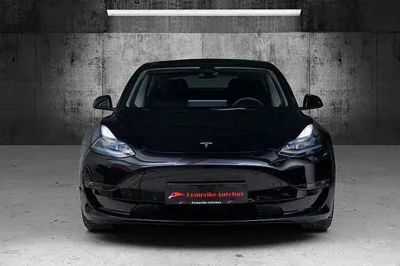 Tesla Model 3 2021 photo 3