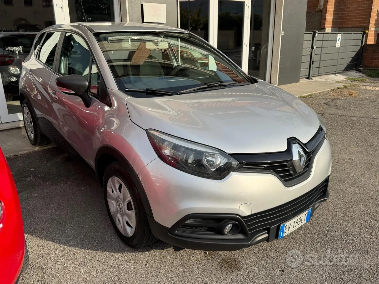 Renault Captur 2014 photo 2