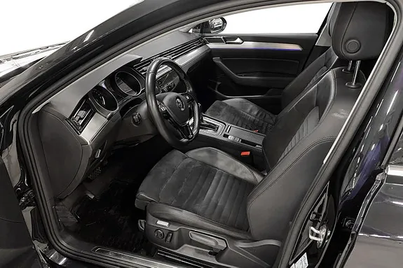 Volkswagen Passat 2018 photo 2