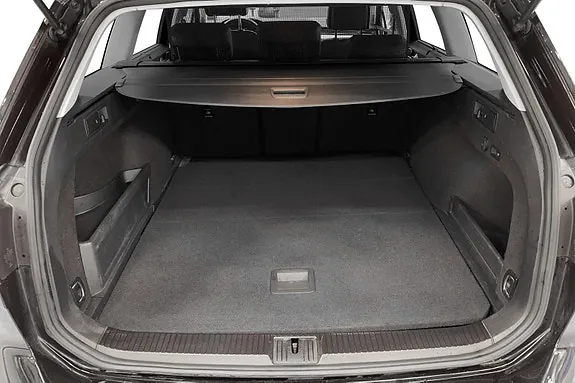 Volkswagen Passat 2018 photo 4