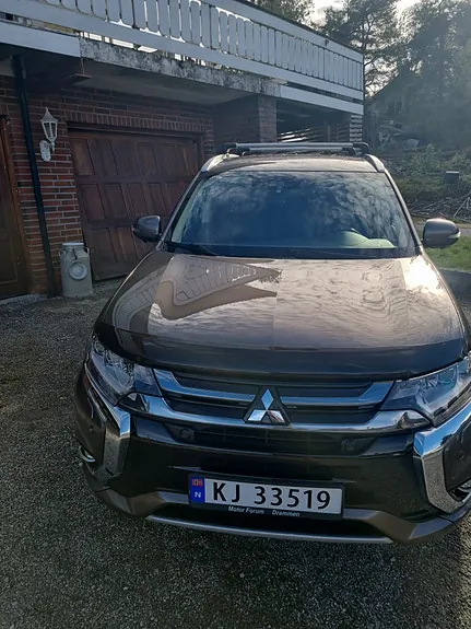 Mitsubishi Outlander 2018 photo 4