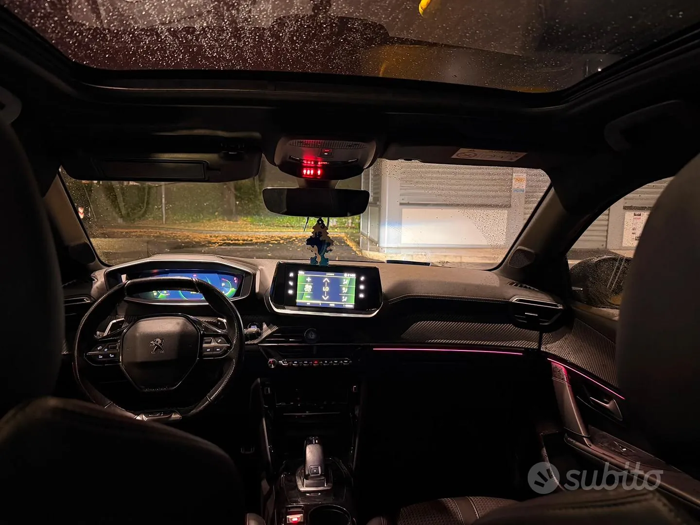 Peugeot 208 2020 photo 3