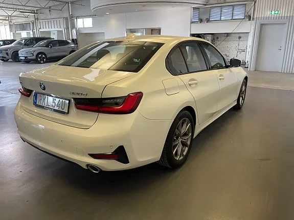 BMW 320 2019 photo 5