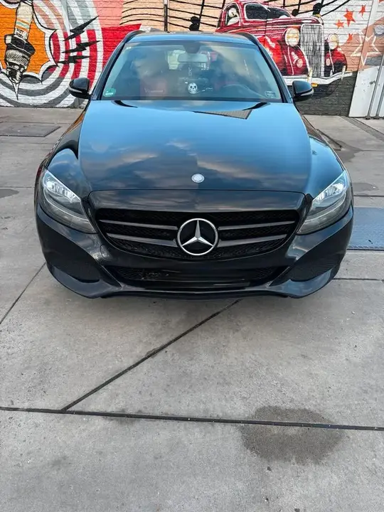Mercedes-Benz C200