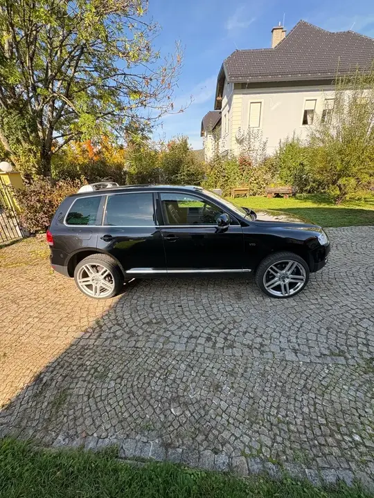 Volkswagen Touareg 2003 photo 2