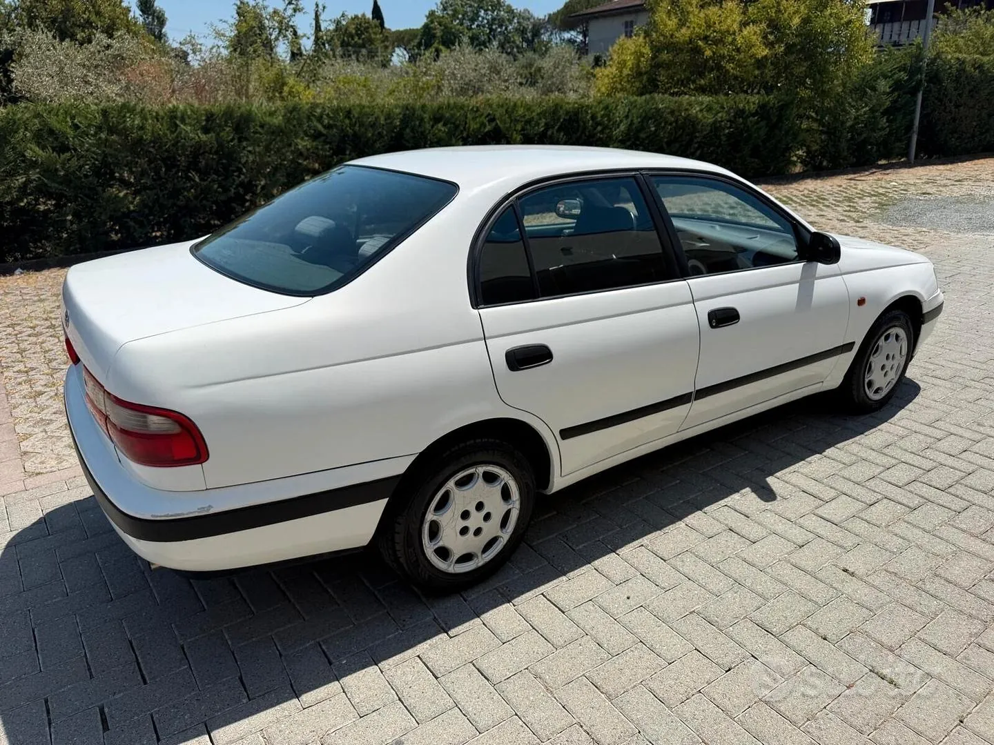 Toyota Carina E 1994 photo 2