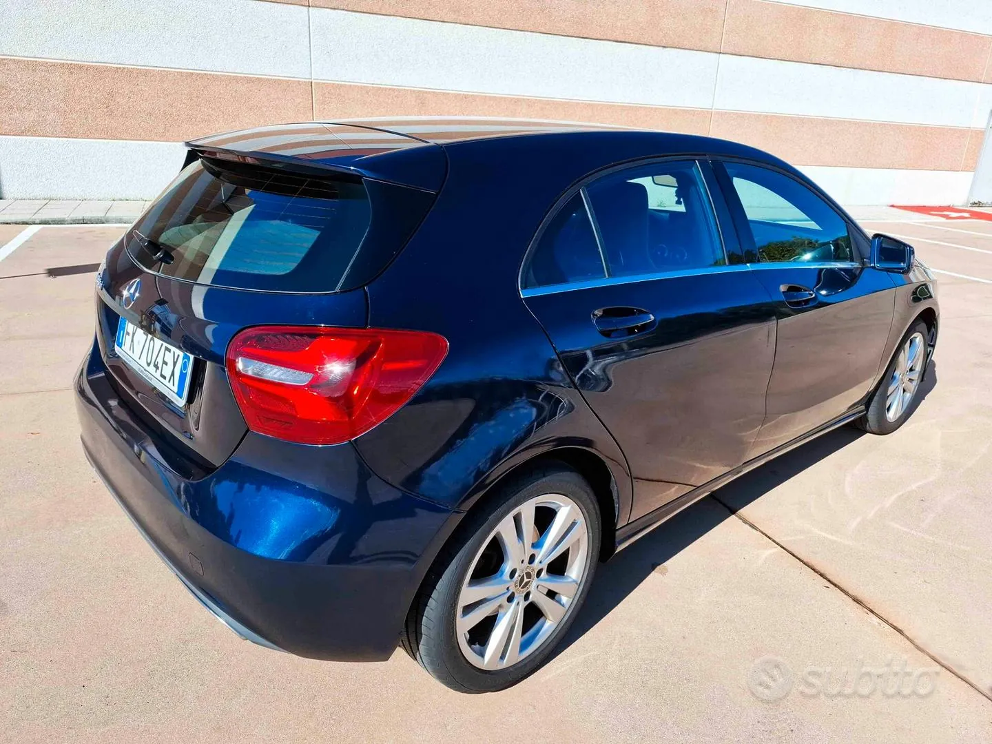 Mercedes-Benz A 180 2017 photo 5