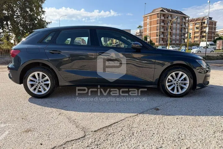 Audi A3 2022 photo 4