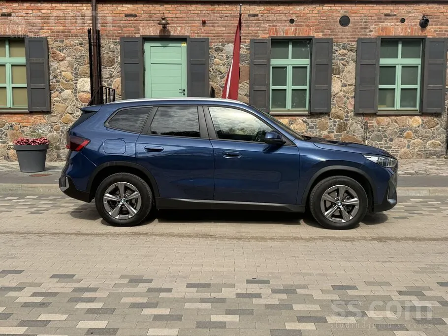 BMW X1 2023 photo 4