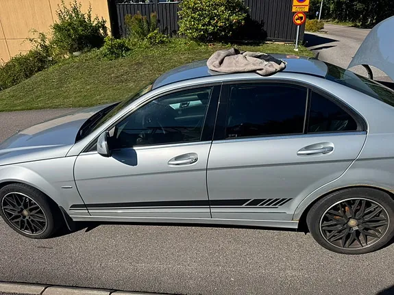 Mercedes-Benz C280