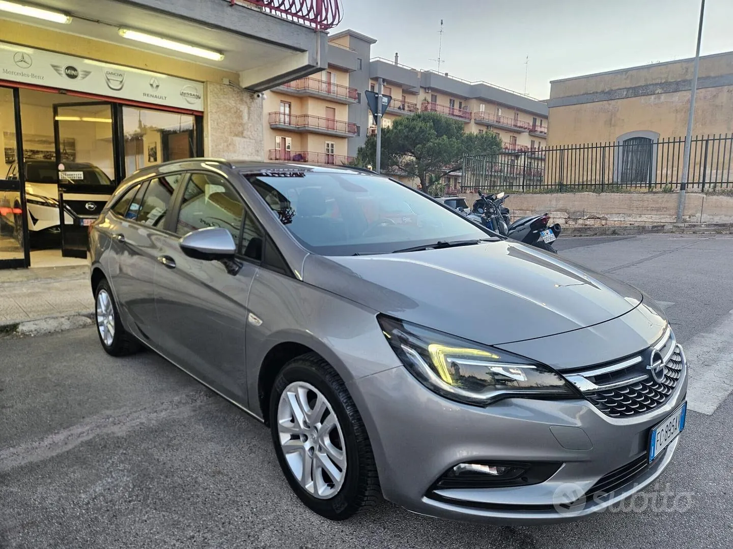 Opel Astra 2016 photo 2