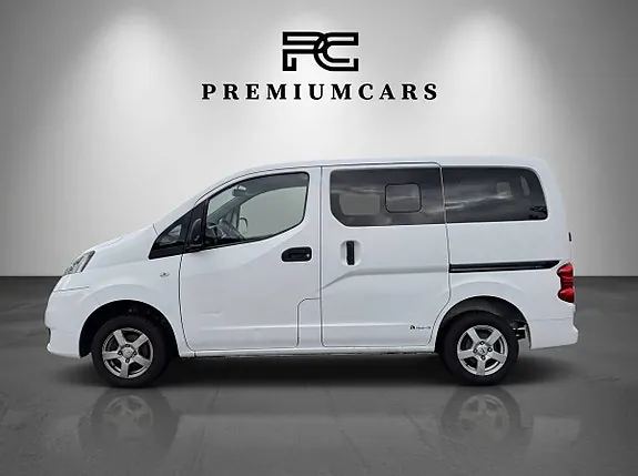 Nissan Nv200 2010 photo 2