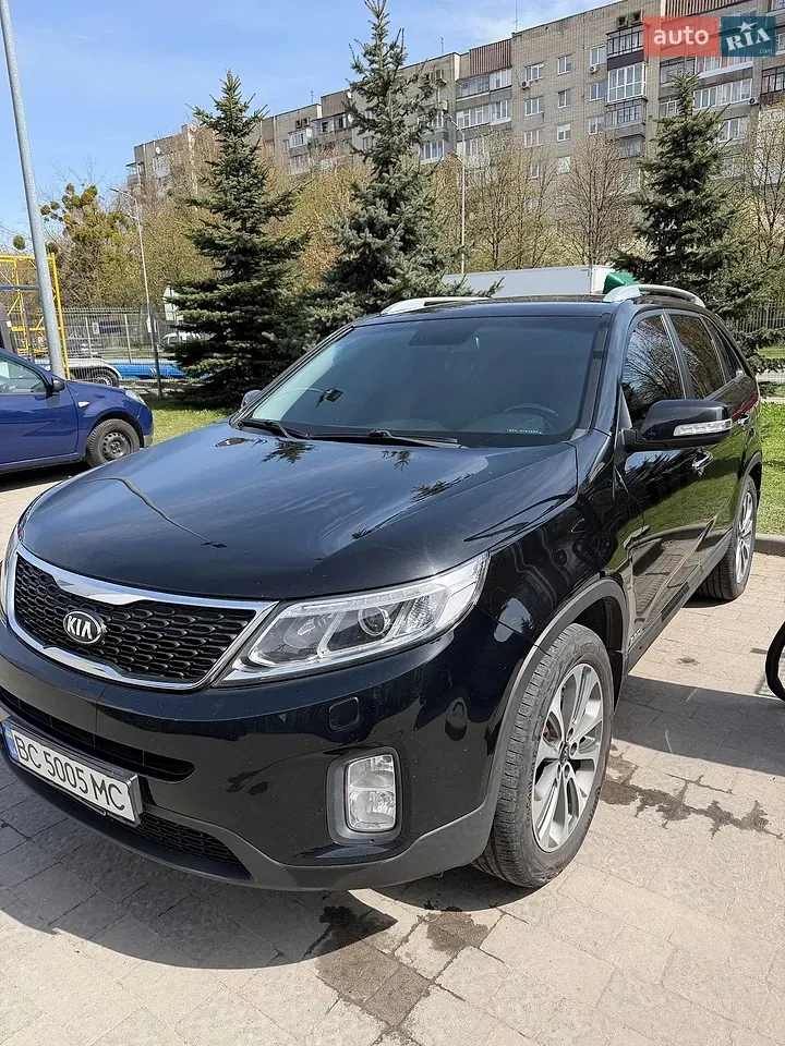 Kia Sorento 2012 photo 2