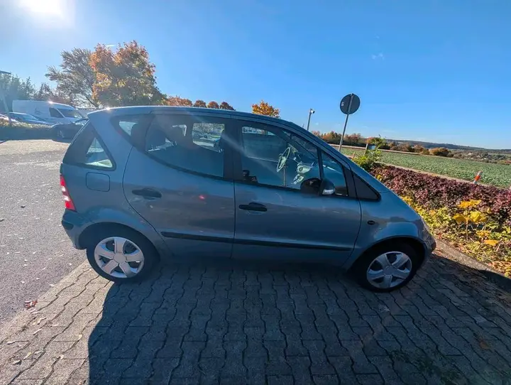 Mercedes-Benz A