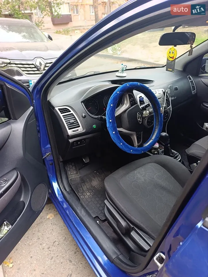 Hyundai I20 2010 photo 5