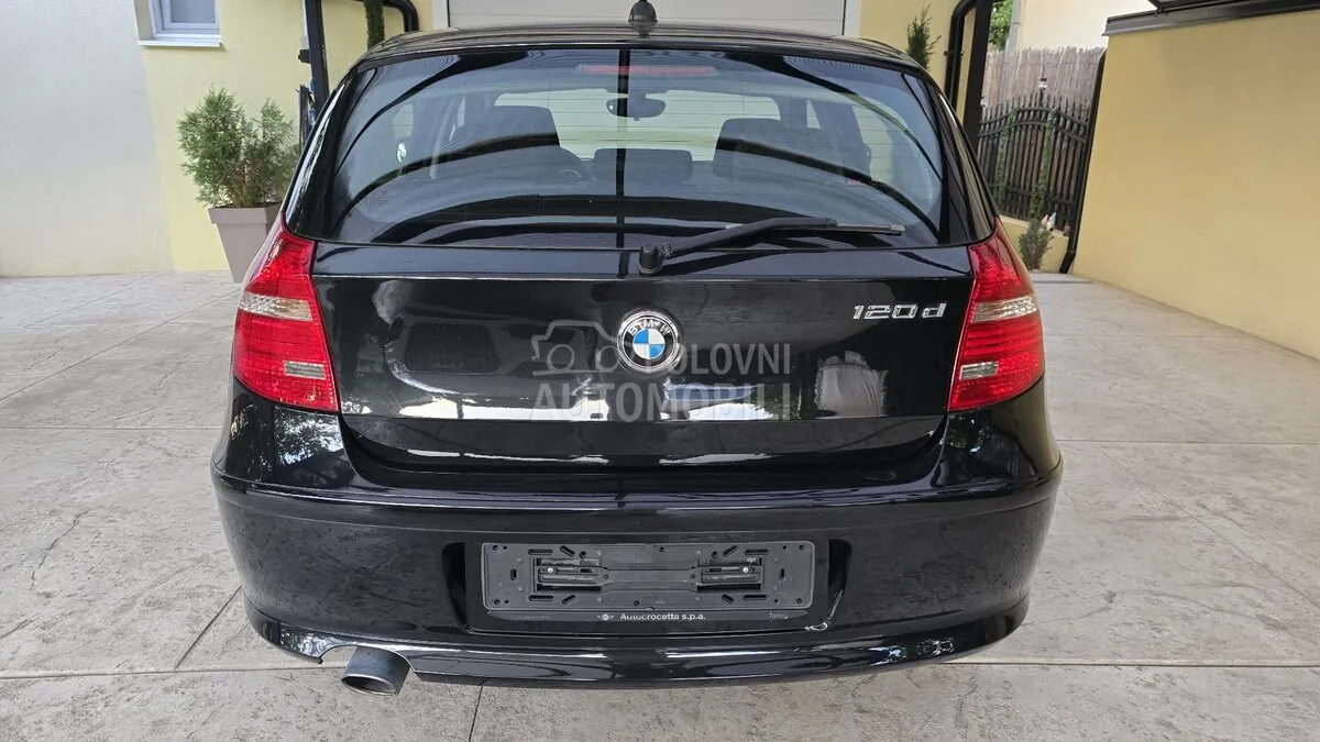 BMW 120 2010 photo 5