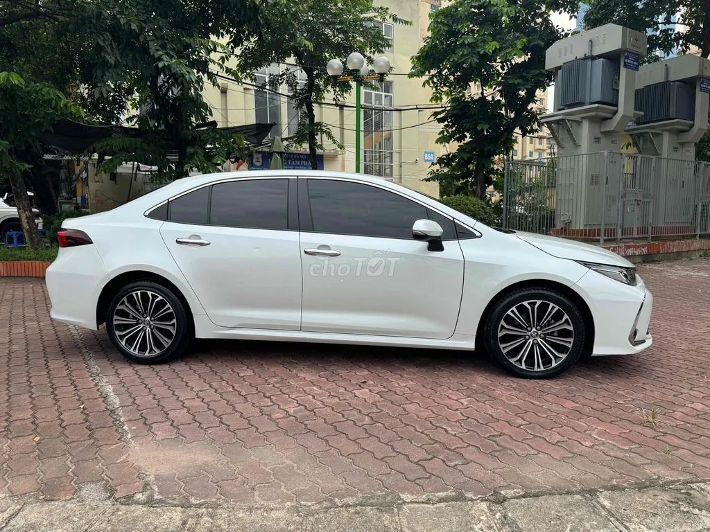 Toyota Corolla Altis 2023 photo 3