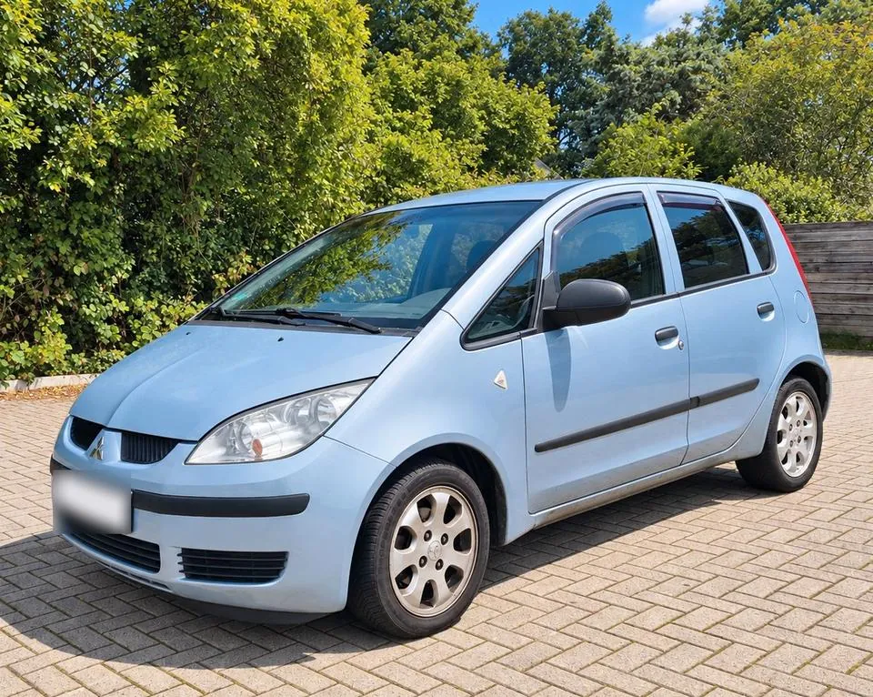 Mitsubishi Colt