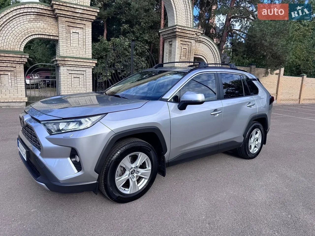 Toyota Rav4 2020 photo 2