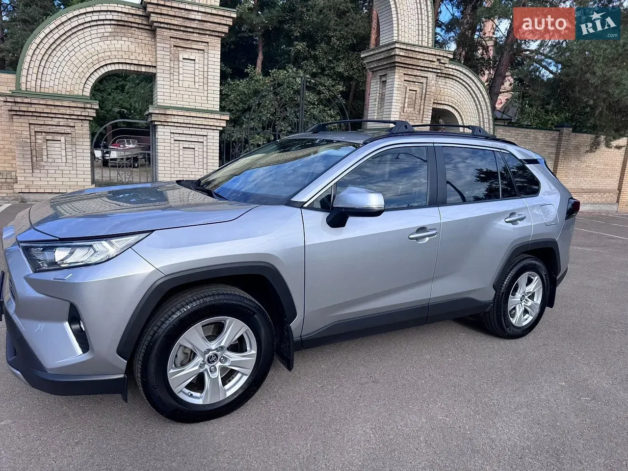 Toyota Rav4 2020 photo 4