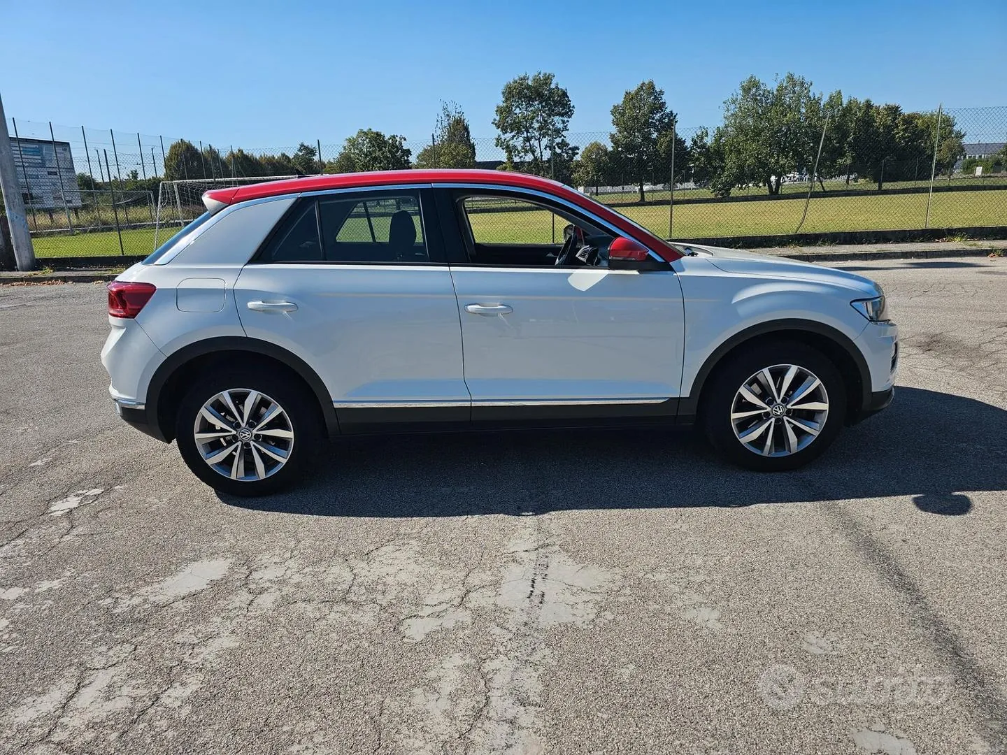 Volkswagen T-Roc 2018 photo 3