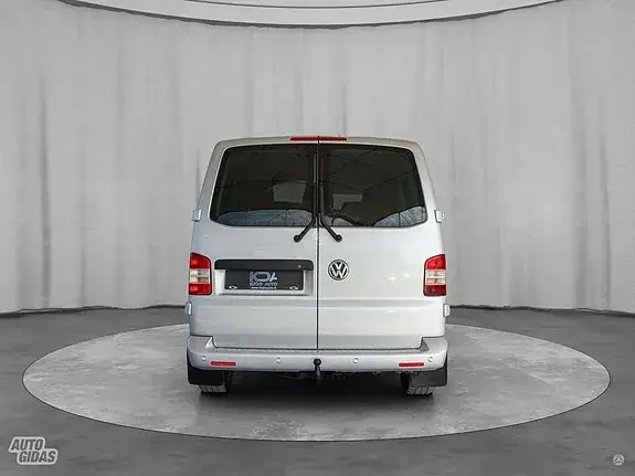 Volkswagen Caravelle 2013 photo 2