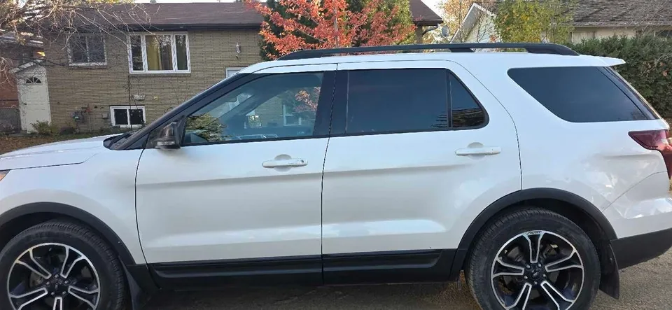 Ford Explorer Sport