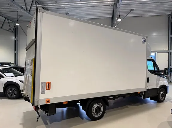 Iveco Daily 2023 photo 4