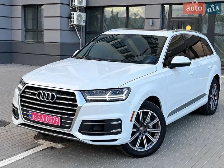 Audi Q7 2017 photo 4