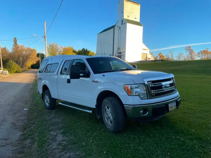 Ford F-150 2013 photo 2