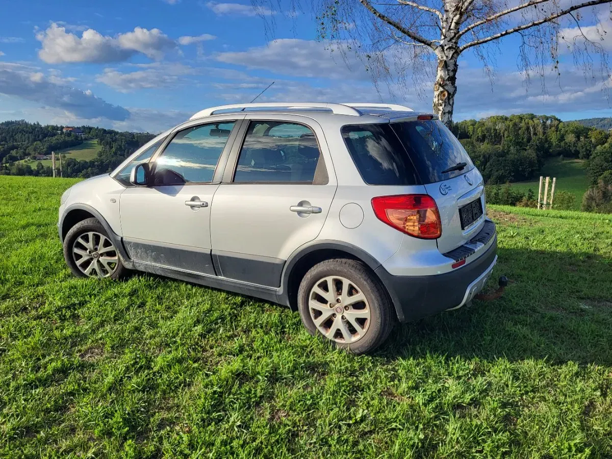 Fiat Sedici 2011 photo 3