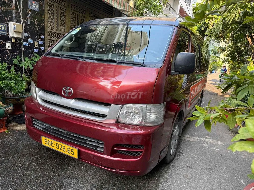 Toyota Hiace