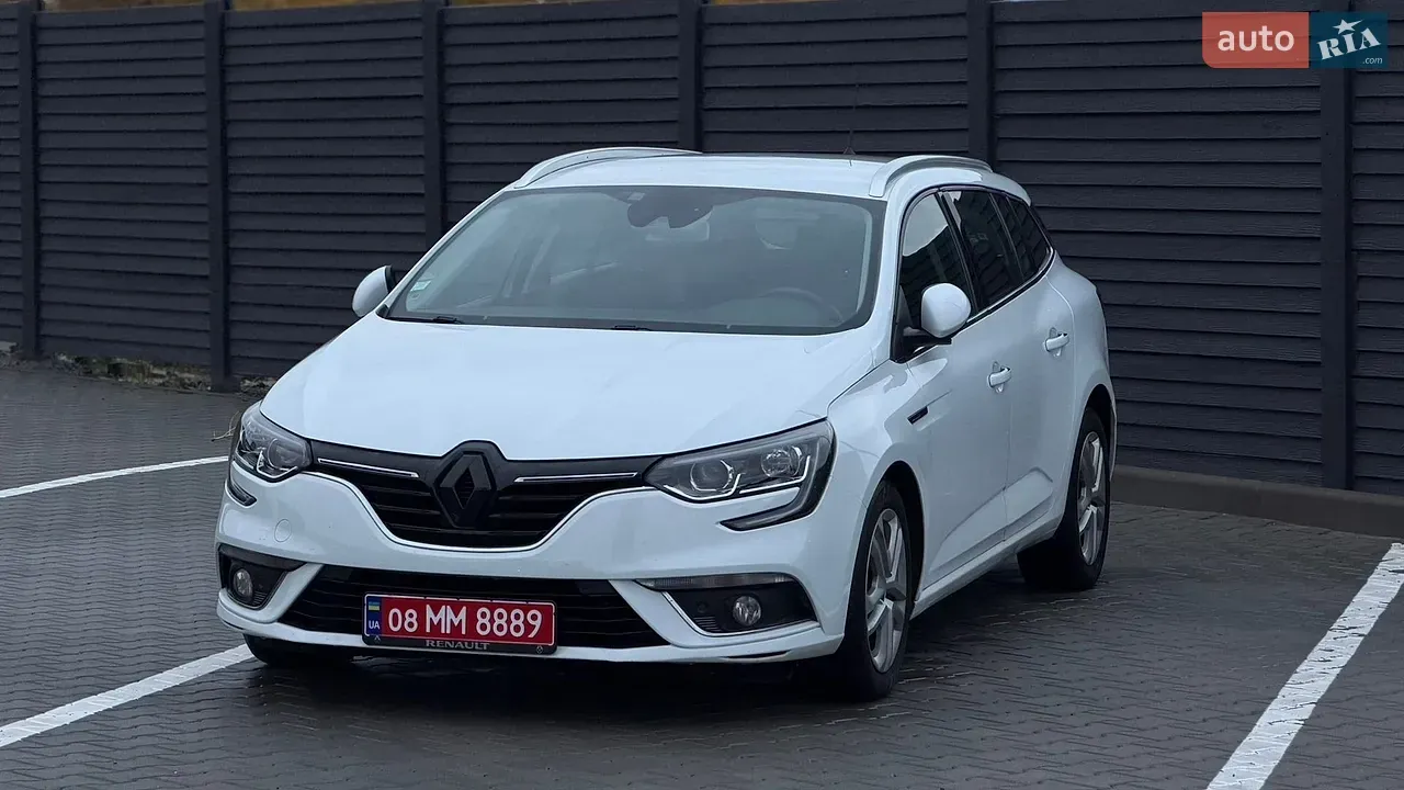 Renault Megane 2019 photo 2