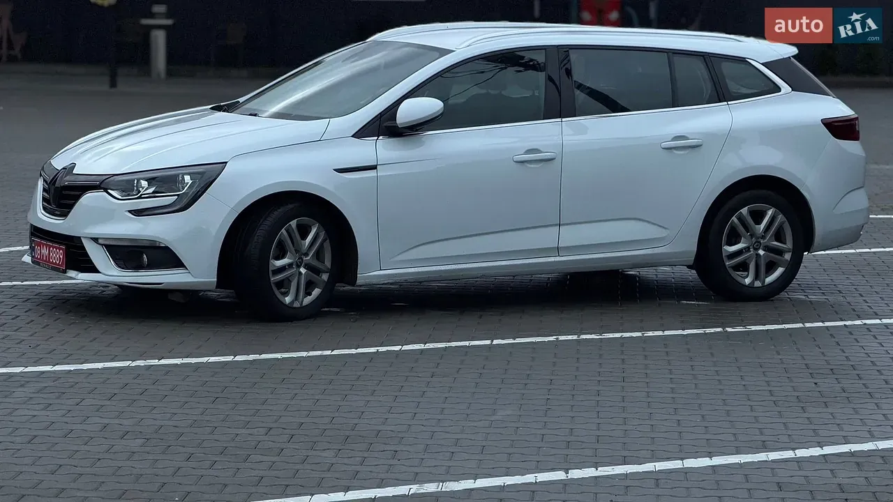 Renault Megane 2019 photo 3