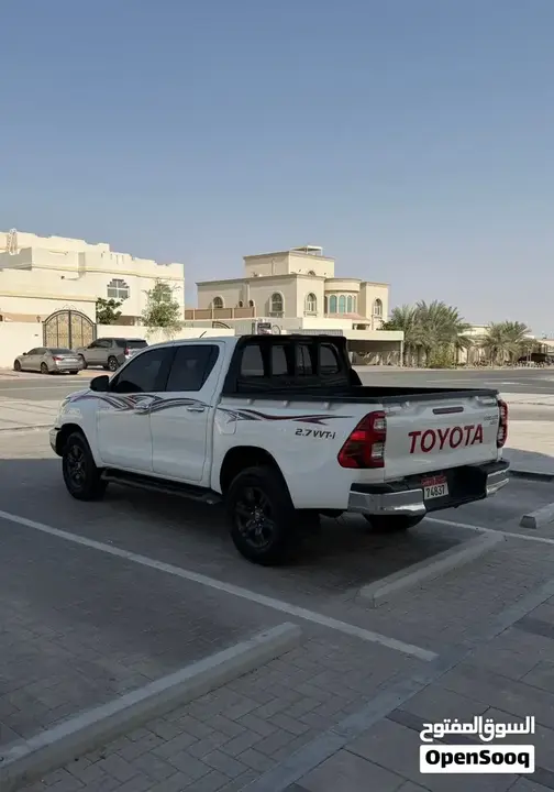 Toyota Hilux 2022 photo 3